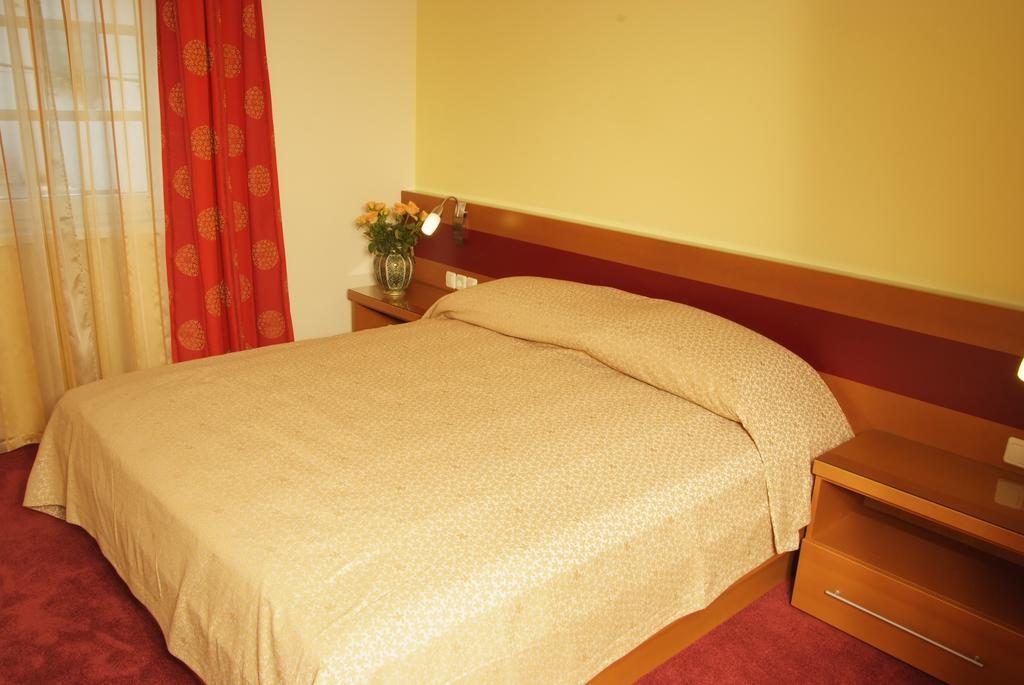 Hotel Vila Emei Marburgo Esterno foto