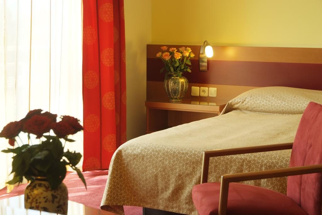 Hotel Vila Emei Marburgo Esterno foto